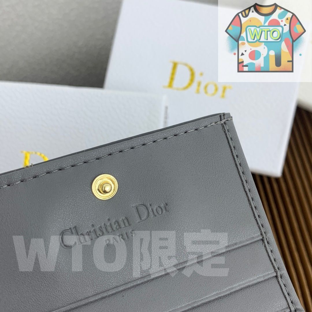  ミニ レディディオール ウォレット グレーシープレザー 藤編みステッチ - D.I.O.R.チャーム付き -WTO輸入-HHF 45 二つ折り財布 折り財布