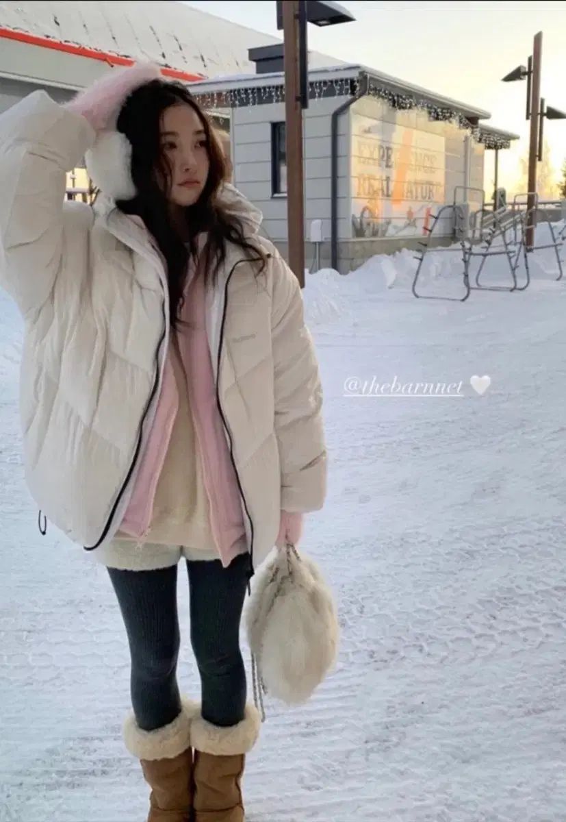 ザ バーネット アイボリー ファー バックパック コンディション