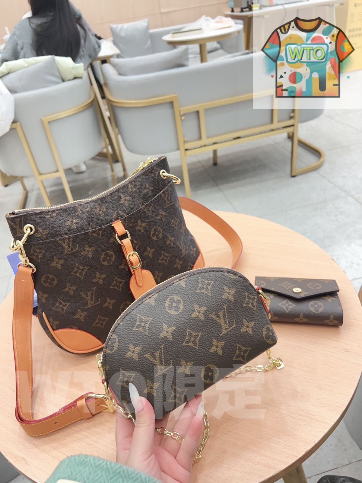 TOP New 2025 高品質3点セット - Lv モノグラムクロワッサンバッグ 化粧チェーンバッグ 財布 特別割引 -WTO輸入-XLR12