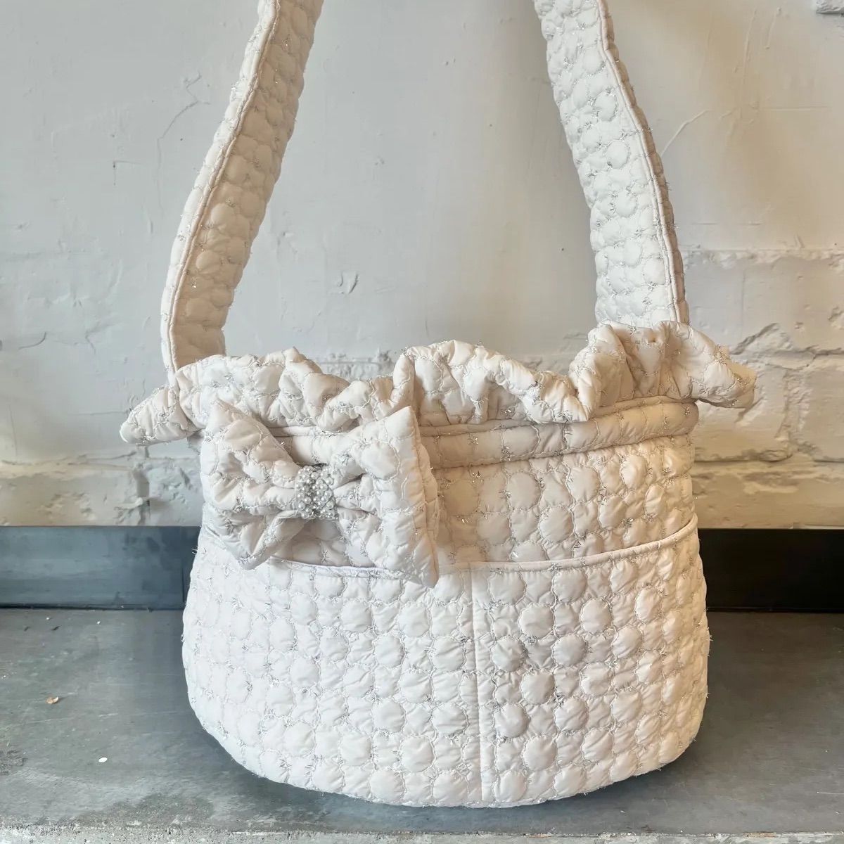 Mサイズ 軽量キルティングスリング アイボリー ペット犬 キャリーバッグ