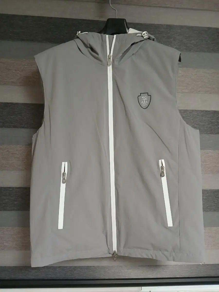 BRUNELLO CUCINELLI(ブルネロクチネリ) ダウンベスト Brunello