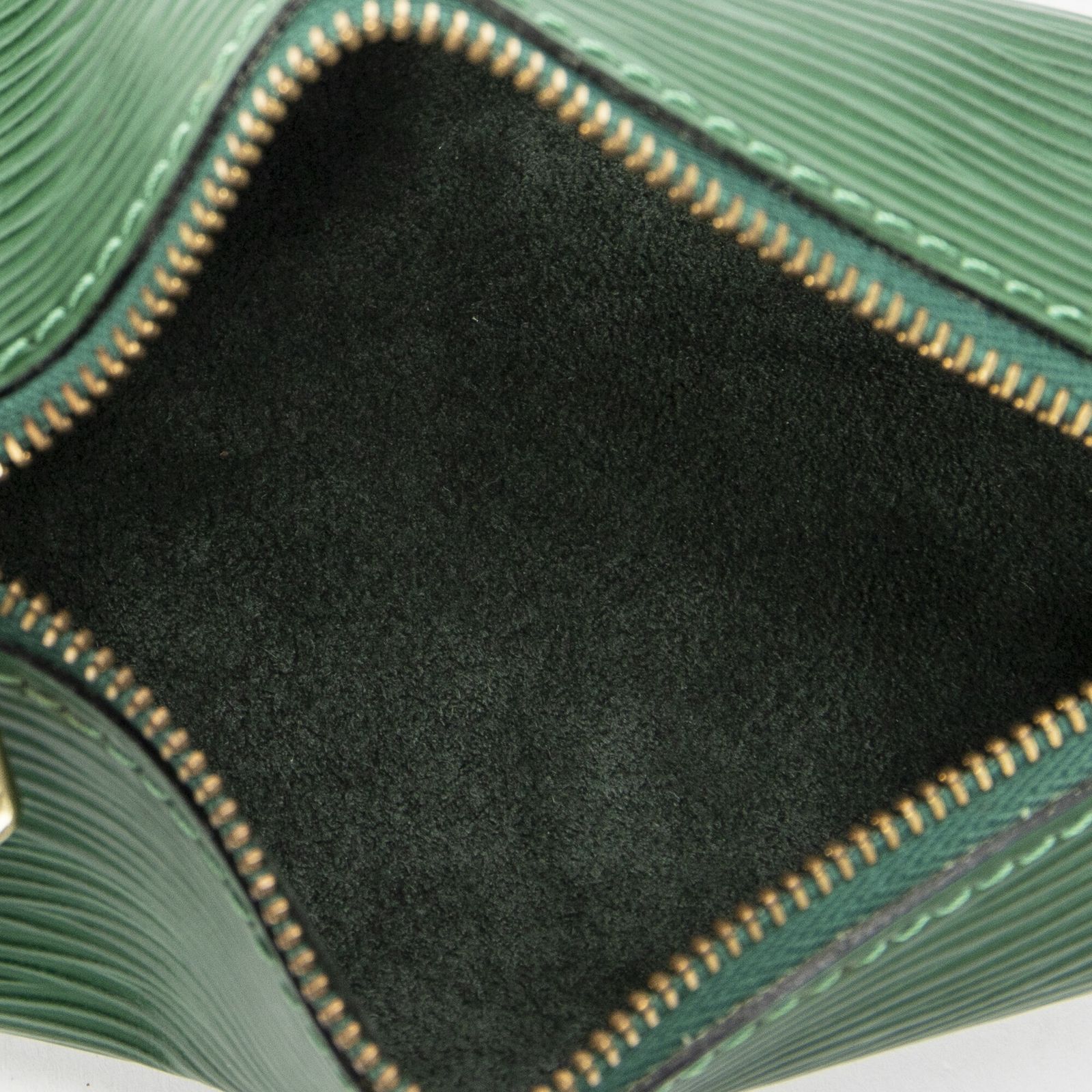  LOUIS VUITTON ルイヴィトンスフロポーチ緑エピA その他 バッグ