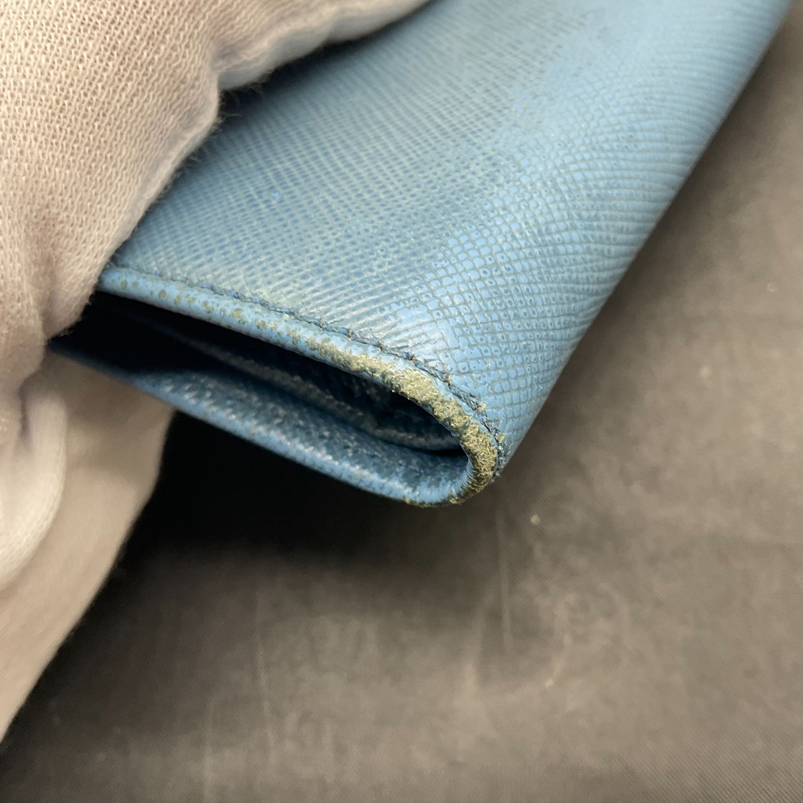 サフィアーノ コンパクト財布