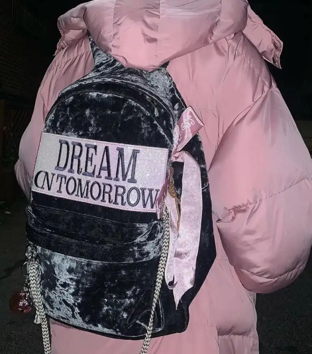 クマ ドール キーホルダー 0 アント レーヴ ミ モデル BLACKPINK バックパック バレエコア