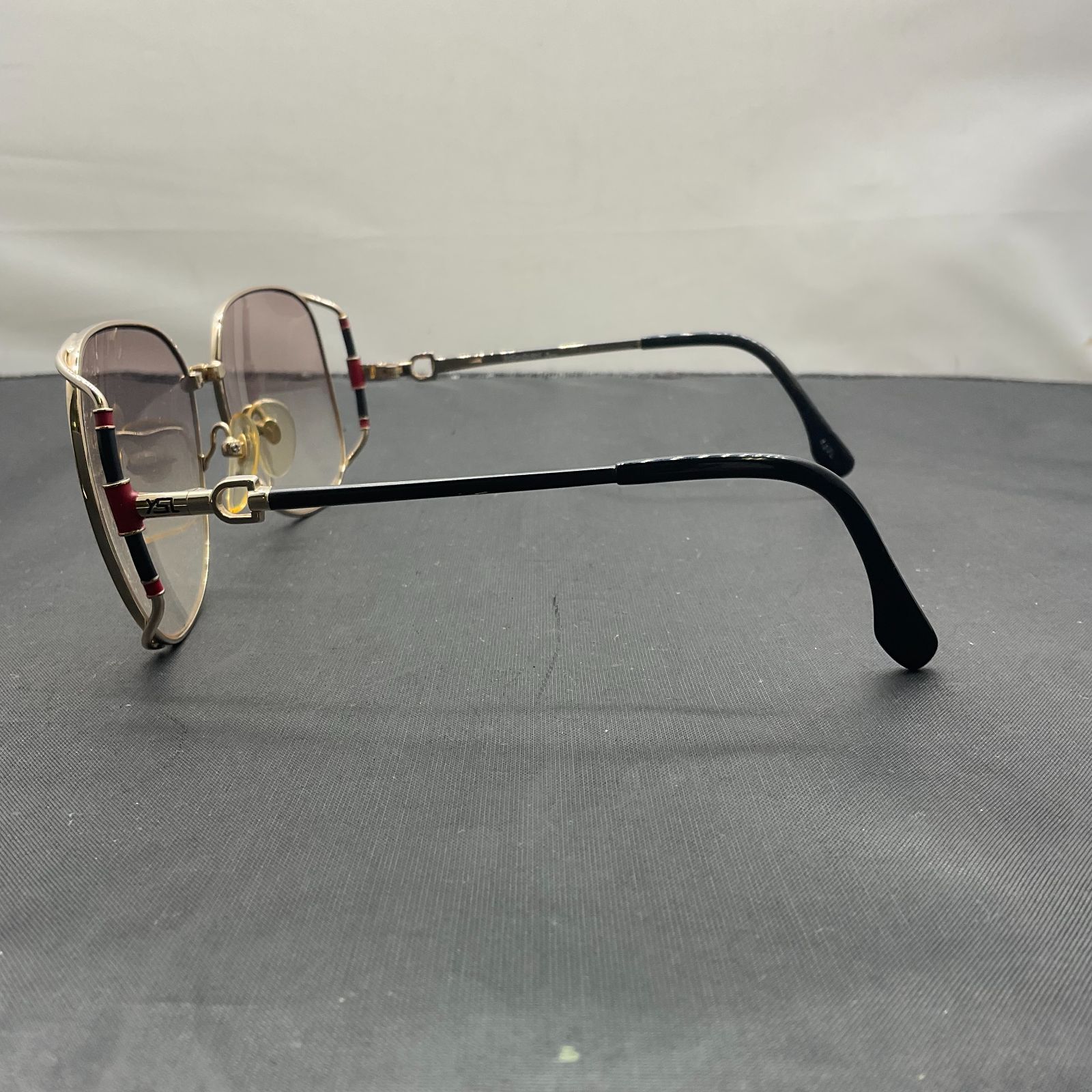  イヴサンローラン サングラス サングラス 小物