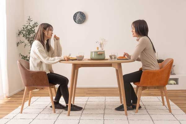 天然木 アッシュ のダイニングチェア 背もたれ 肘掛け一体型 W 50×D 55×H 73×SH 43 cm ソフトレザー座面 ナチュラル脚 No.010 ダークブラウン ダイニングチェア 椅子 チェア 家具 インテリア