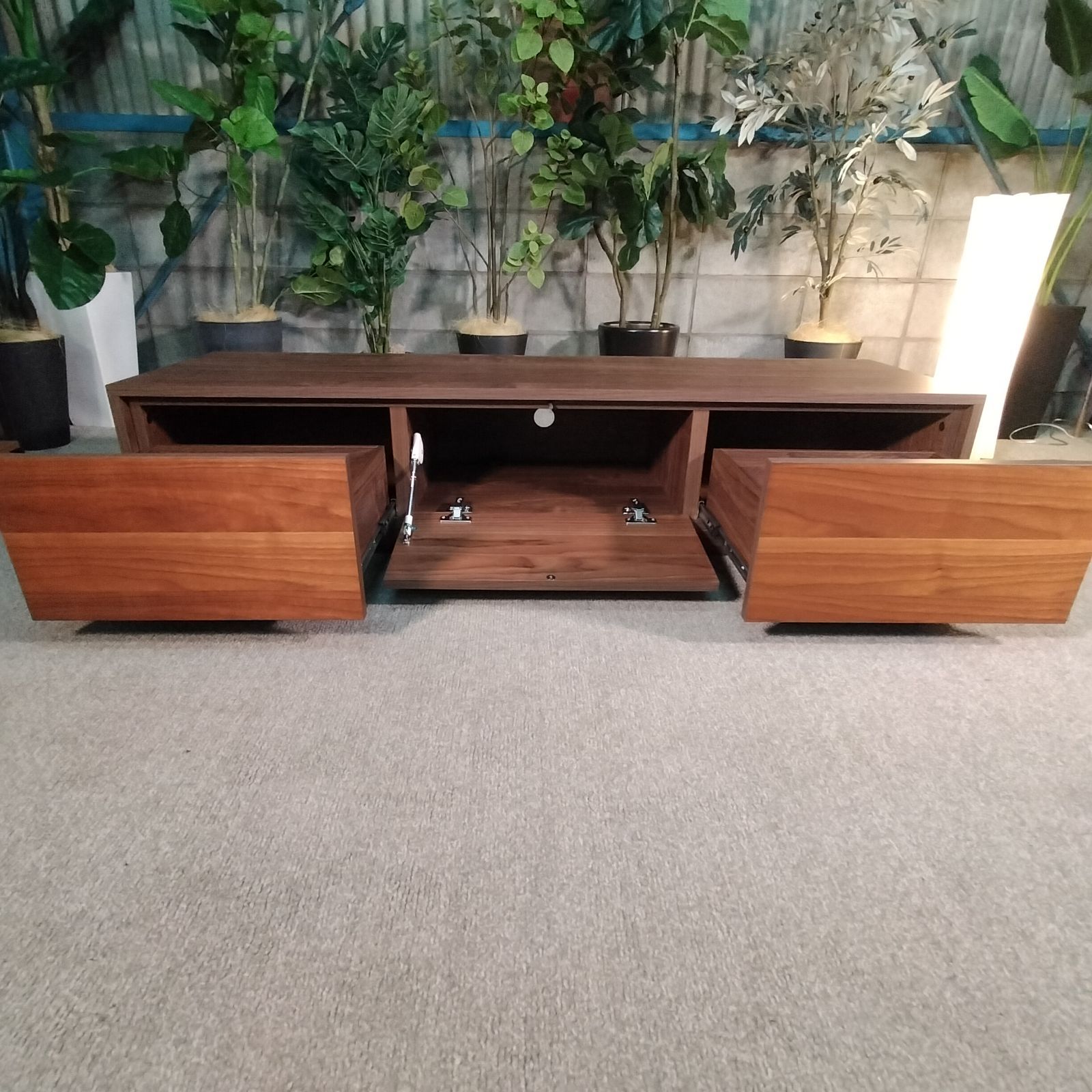 展示品❗テレビボード　木製　日本製　収納付き　幅160cm 木製テレビ台 日本製 [幅160] | 【公式】LOWYA(ロウヤ) 家具