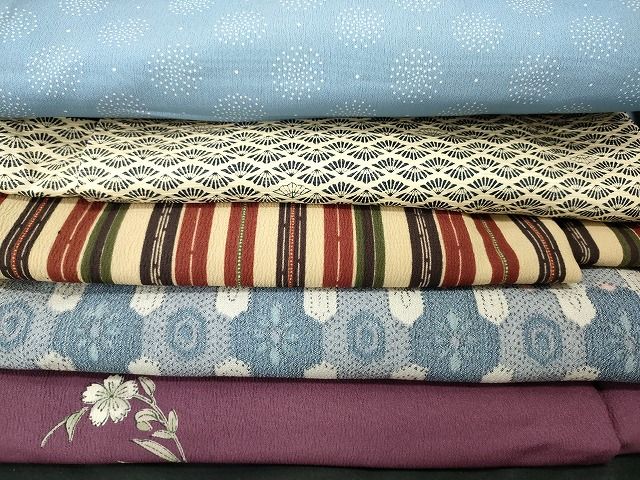 着物 小紋 単衣 まとめて 20点 向かい鶴 人物 蝶 松竹梅 花柄 型染め 金彩 洗える着物 和服 リメイク あり se 3806