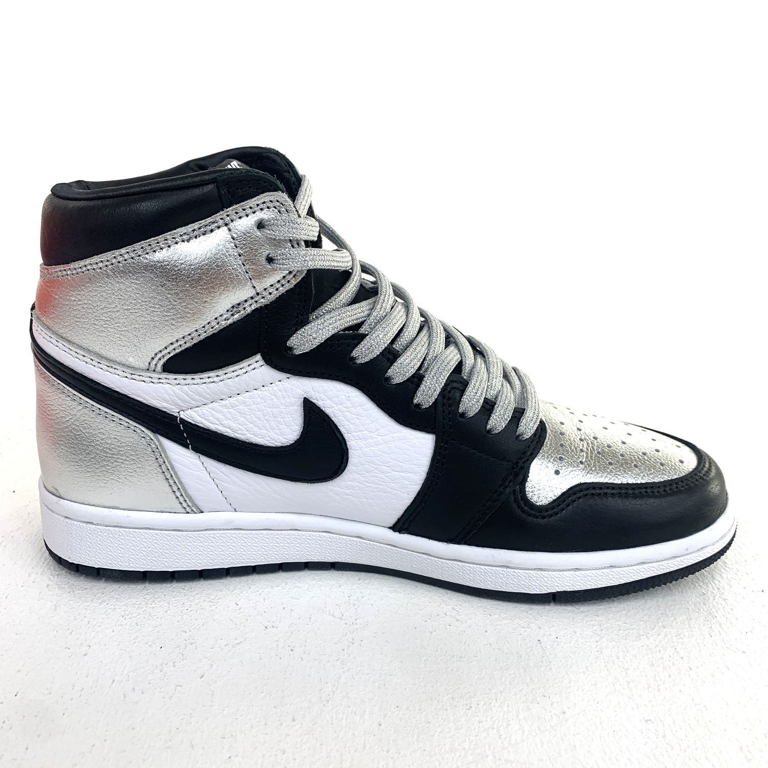 加古川物流 ナイキ エアジョーダン nike air jordan 1 high cd 0461-001 Silver Toe 24.0 cm . 128