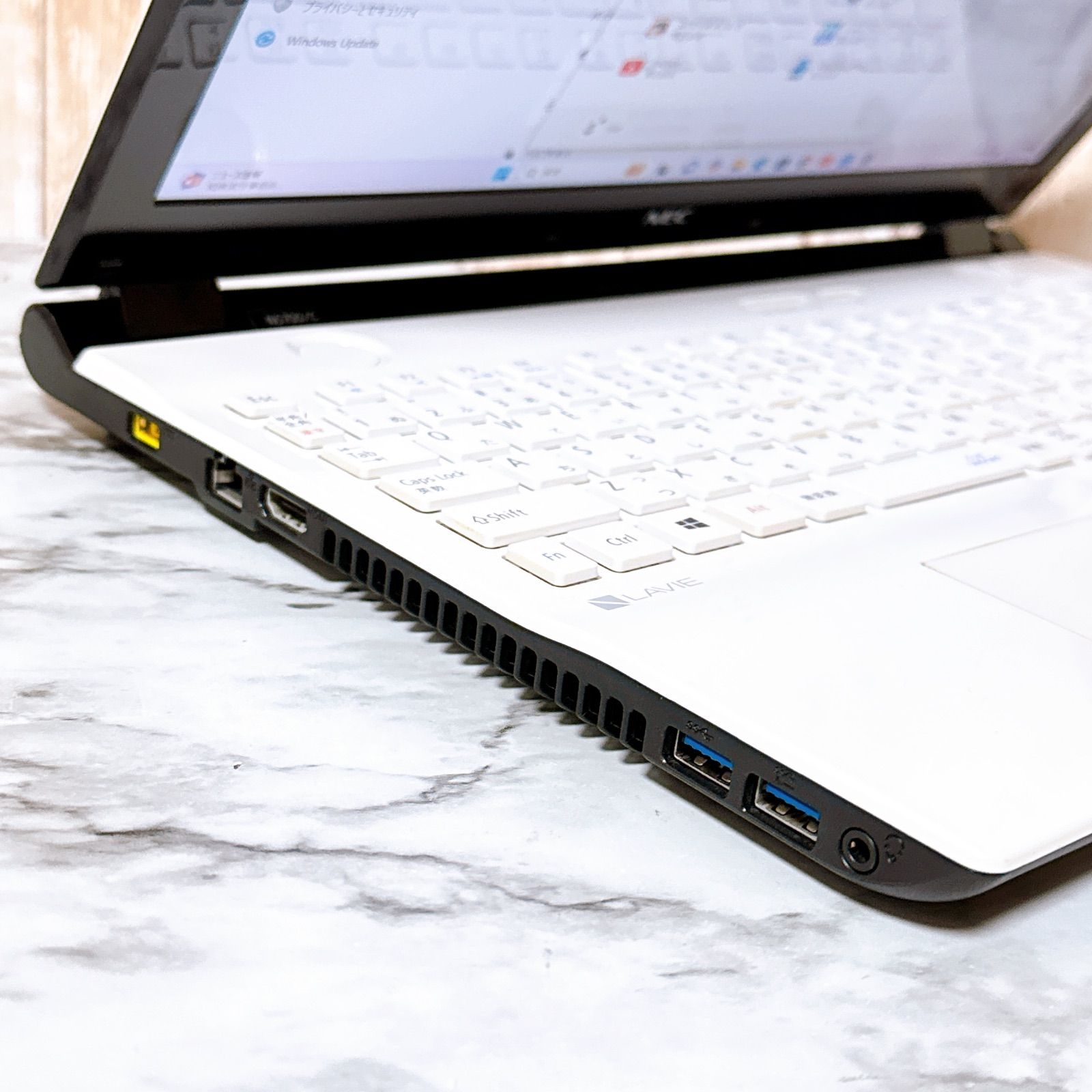 1台限定✨高性能i7＆メモリ8GB✨超大容量1TB✨カメラ すぐ使える