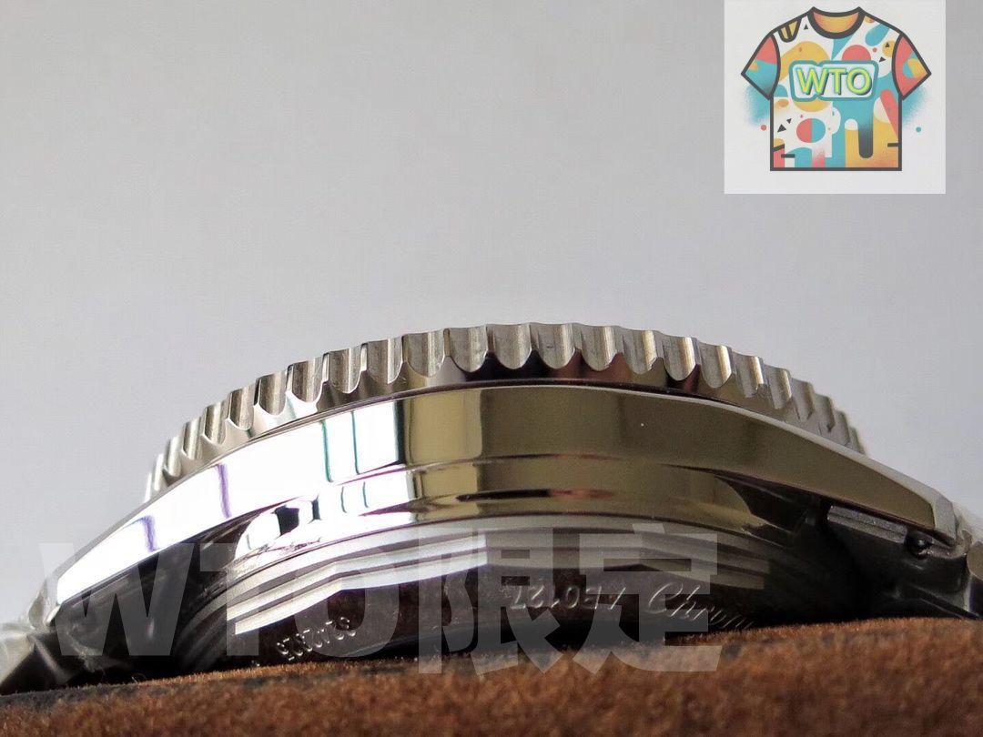 AB0138211B1A1 自動巻き