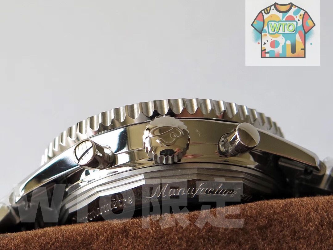 ご 大 です ナビタイマー B 01 クロノグラフ43 自動巻き WTO通販 WTO輸入 FDQ 14