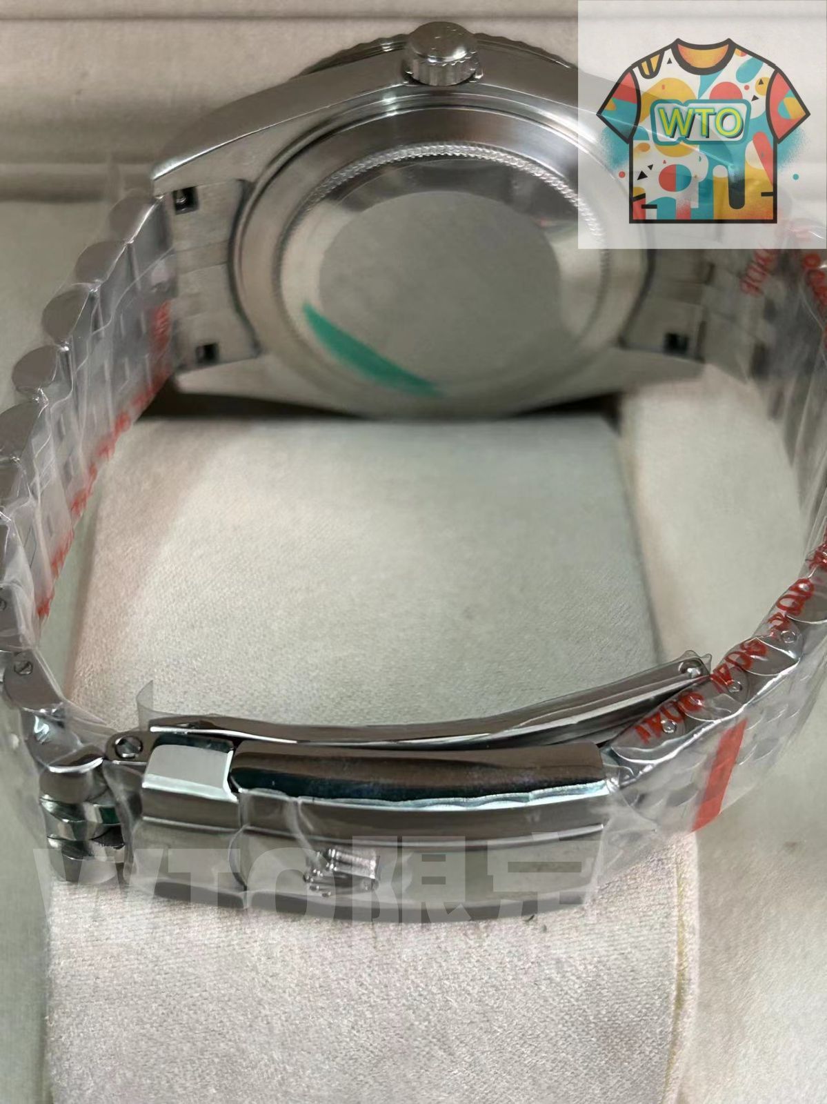 です サブマリーナーデイト