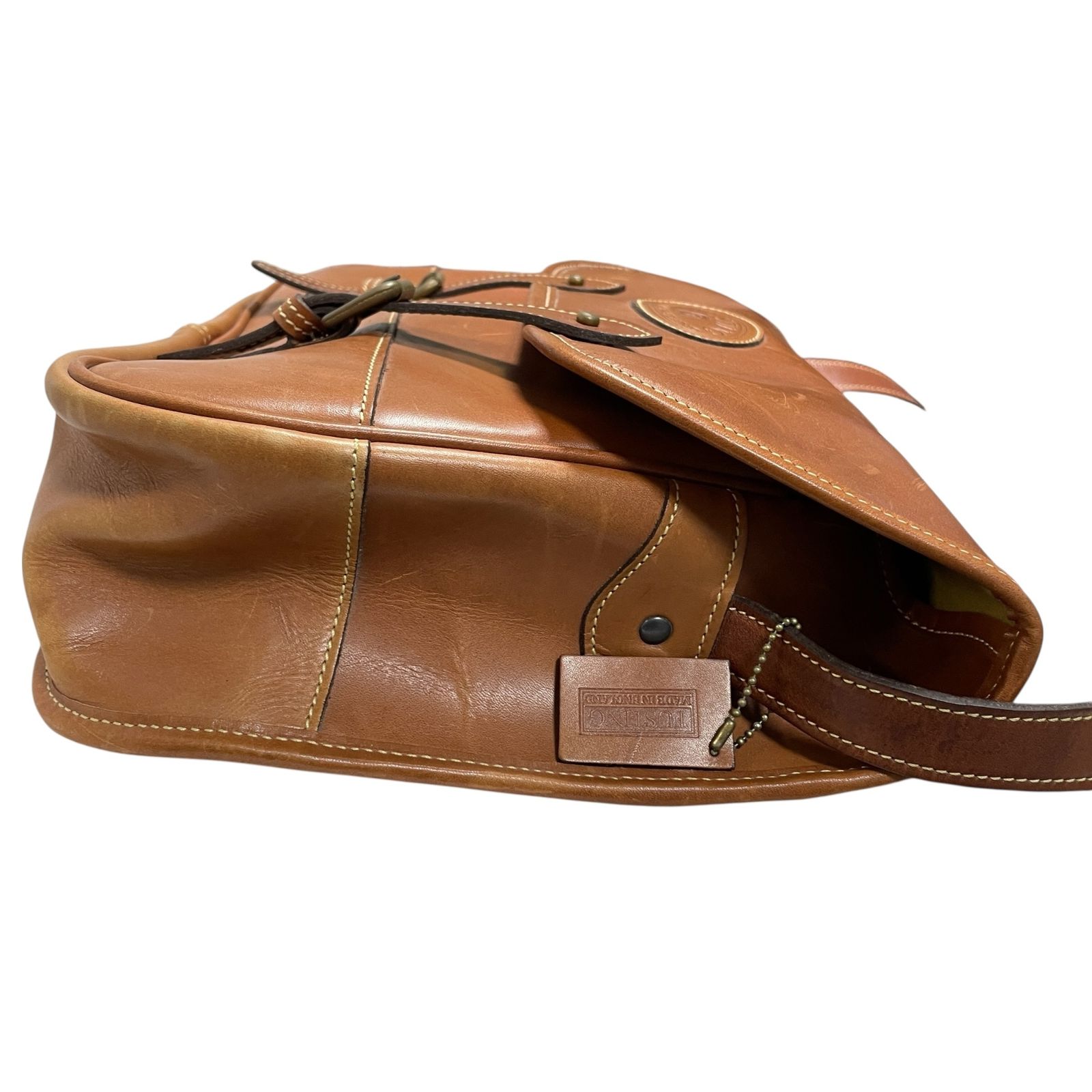 ◇タスティング TUSTING オールレザー ショルダーバッグ サッチェル