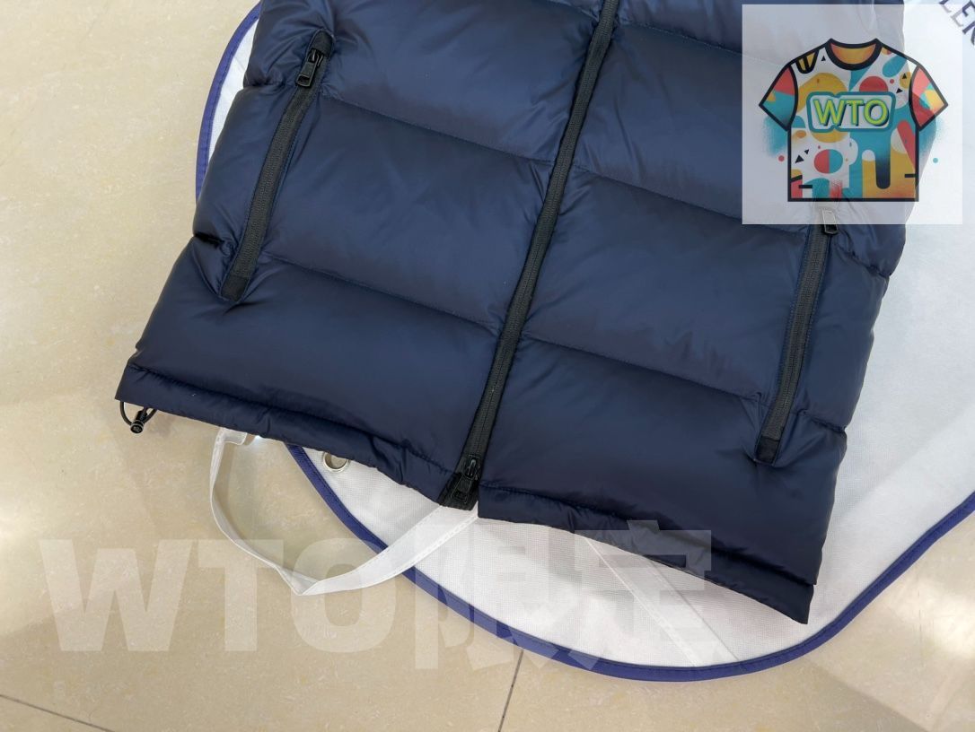 濃い青色 新しいクラシックベスト