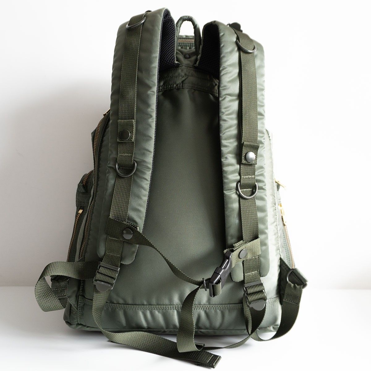 美品】PORTER 【新型 タンカー リュック】ポーター セージグリーン