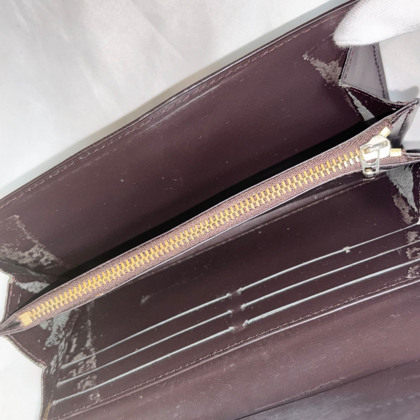 Vuitton ルイヴィトン