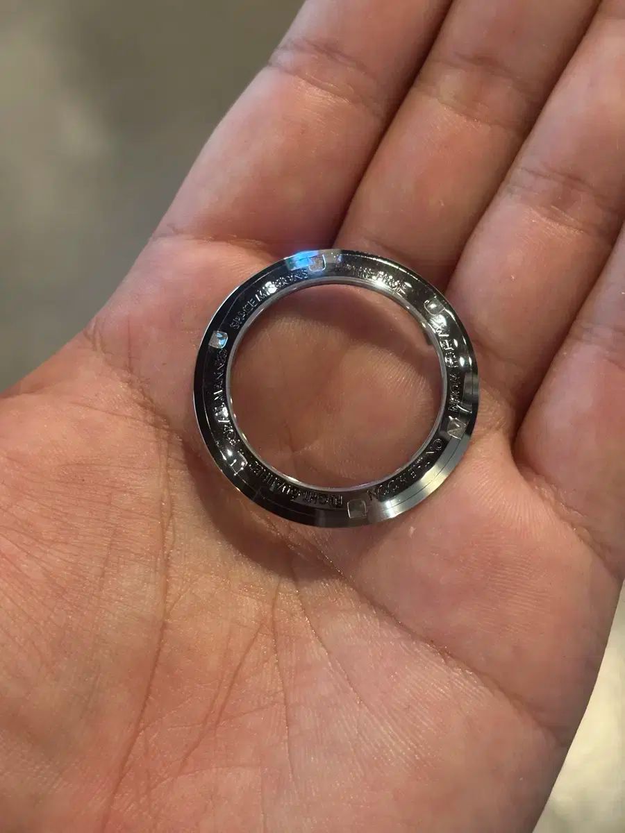 オメガ ムーンウォッチ シースルー ケースバッグ