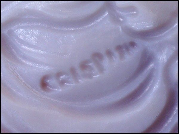 KS-115 【アントニオ・クリスピーノ】作 天然シェルカメオルース