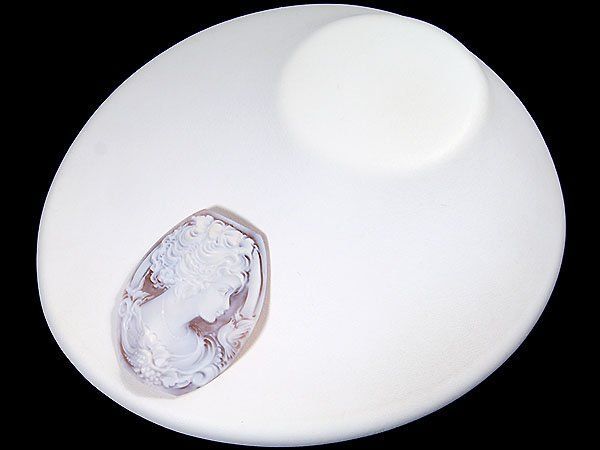 ジュエリー極】アントニオ・クリスピーノ作 優雅な女性と小鳥の彫刻