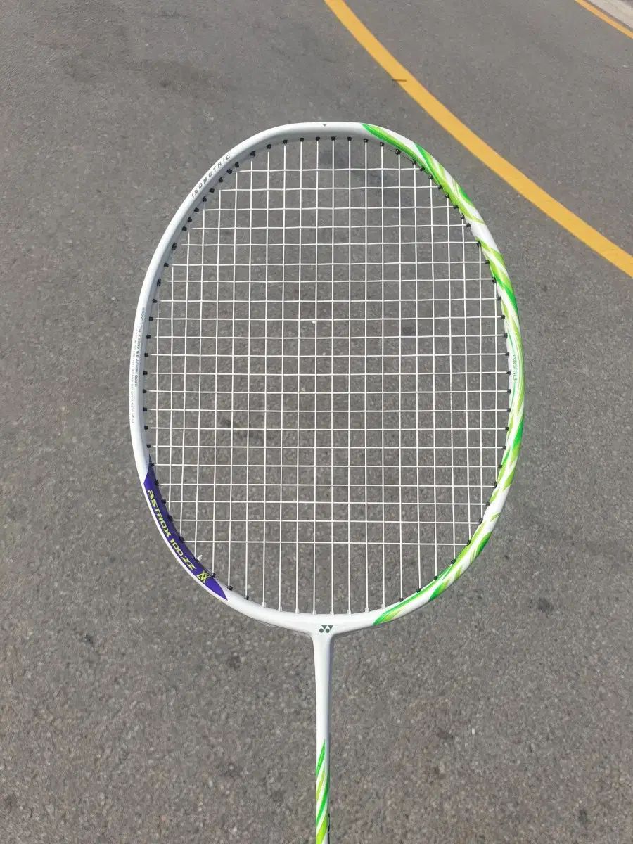 ヨネックス バドミントン アストロクス 88D Pro 4UG 5 ジャンク品