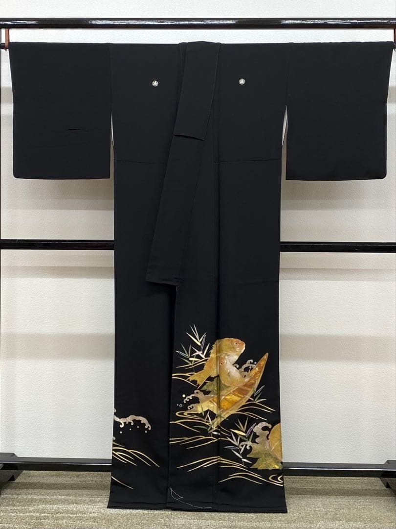 別誂黒留袖正絹袷比翼付作家謹製金彩螺鈿創作品 別誂黒留袖正絹袷比翼付作家謹製金彩螺鈿創作品
