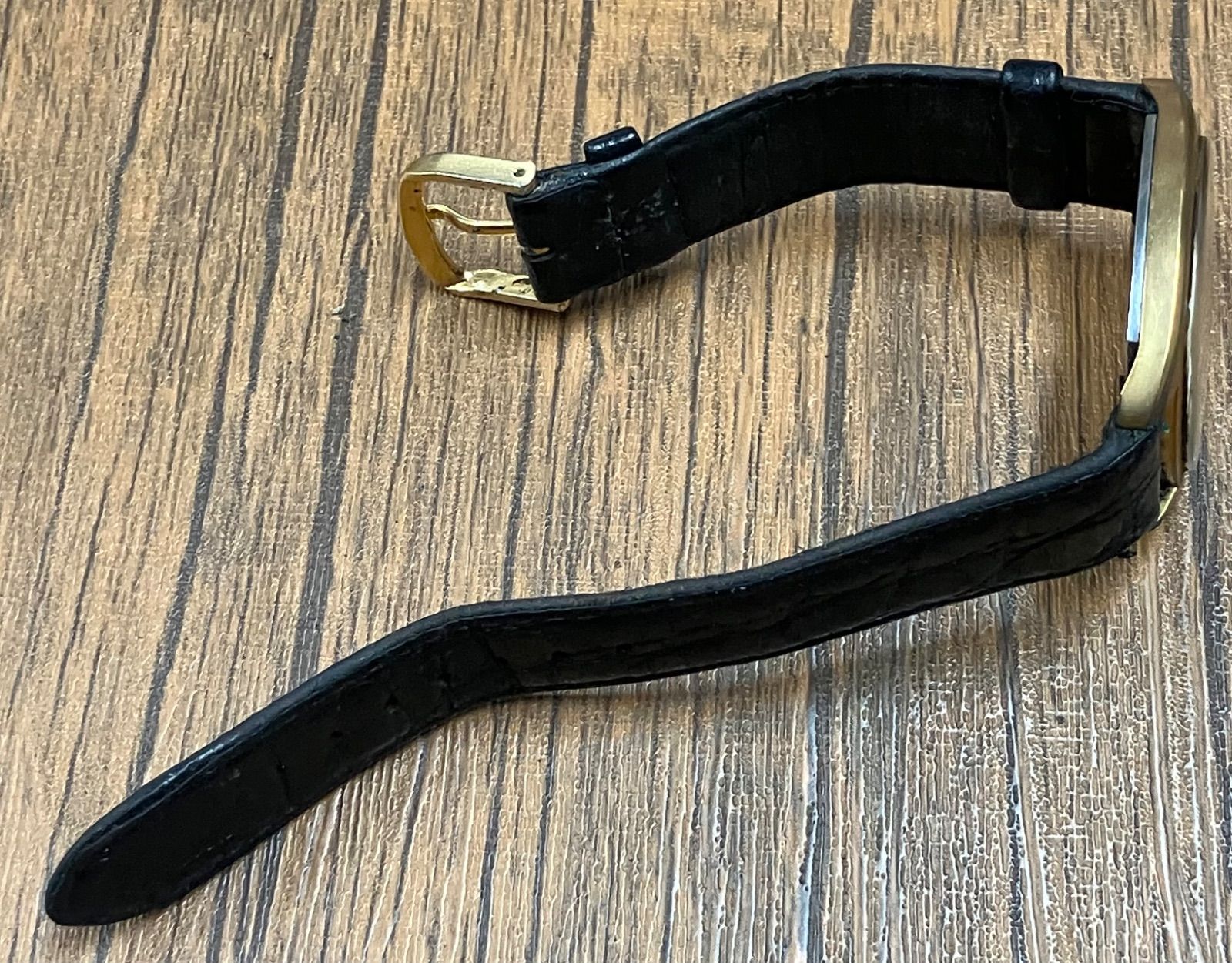  T 181 UNIVERSAL GENEVE ユニバーサルジュネーブ GP 革 AT シャンパン文字盤 腕時計(クォーツ) 腕時計(アナログ)