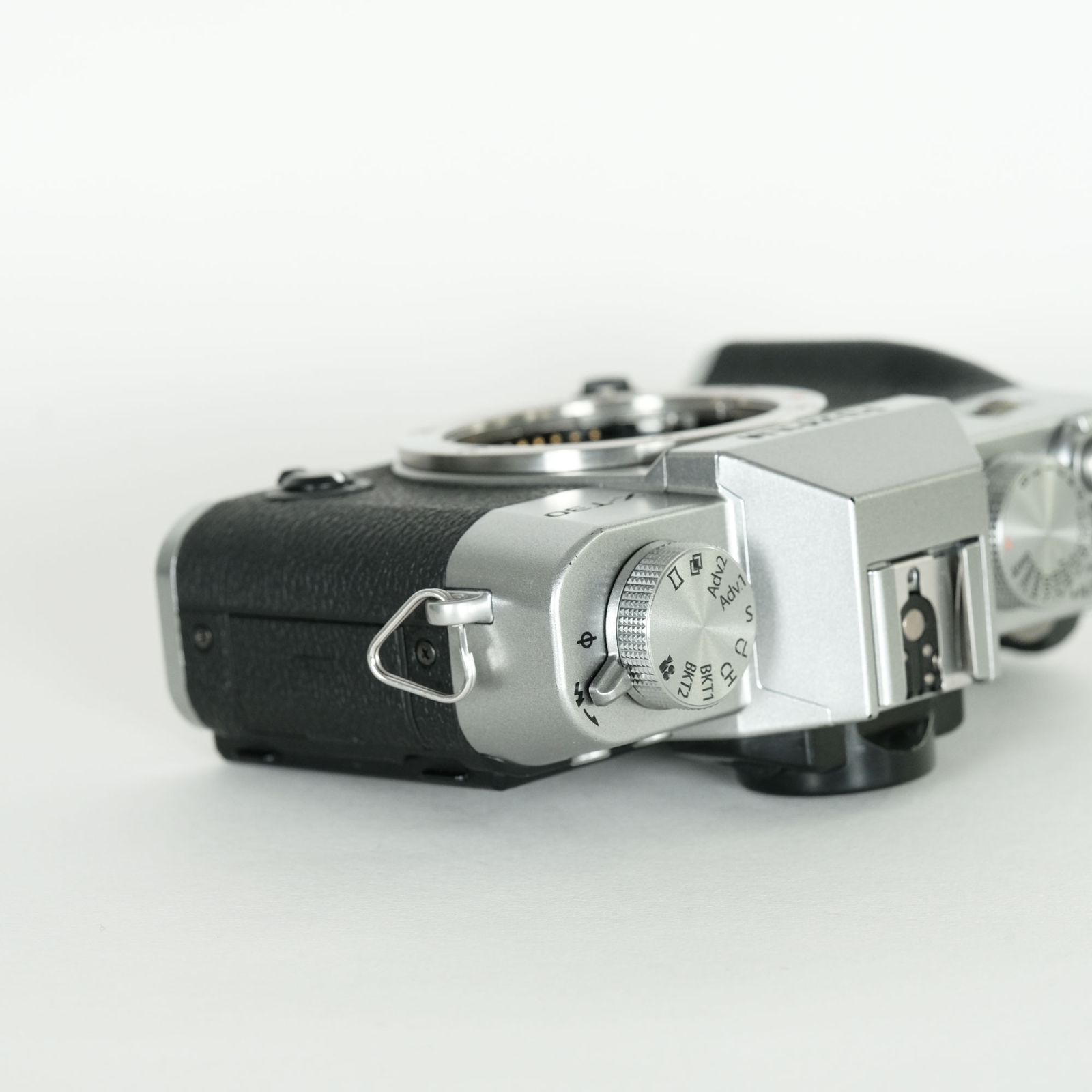 良品 | シャッター数6,000回] FUJIFILM X-T30 [ボディ シルバー