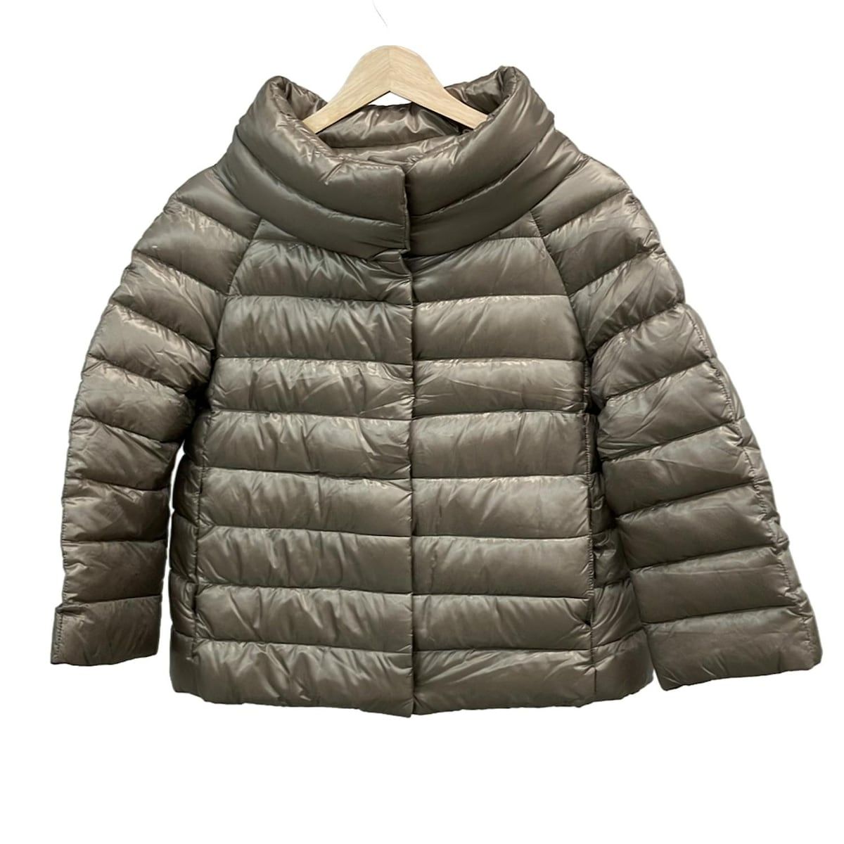 HERNO ダウンパーカー 42サイズ ベージュ HERNO ダウンパーカー 42サイズ ベージュ