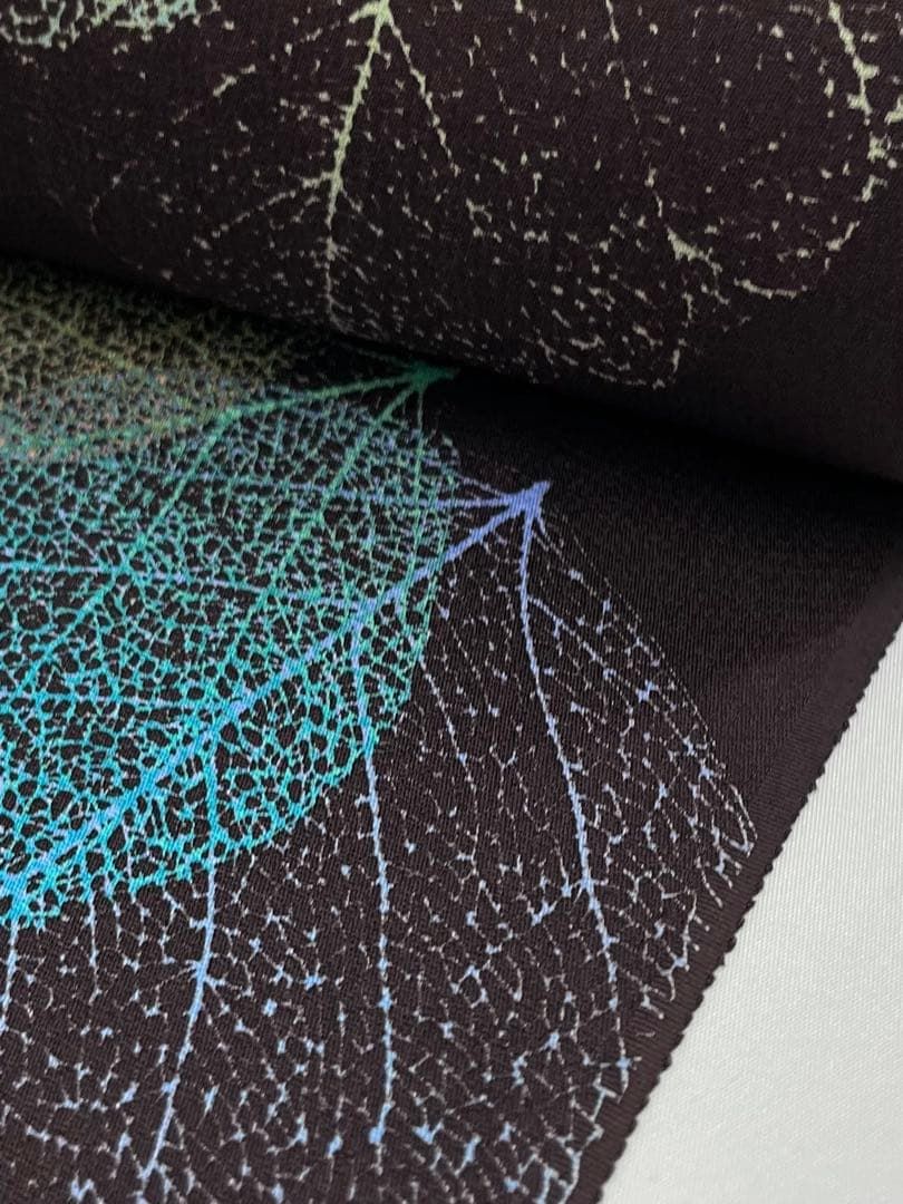  小紋 紋意匠 飛び柄 葉っぱ模様 正絹 反物 T 9094 小紋 着物反物