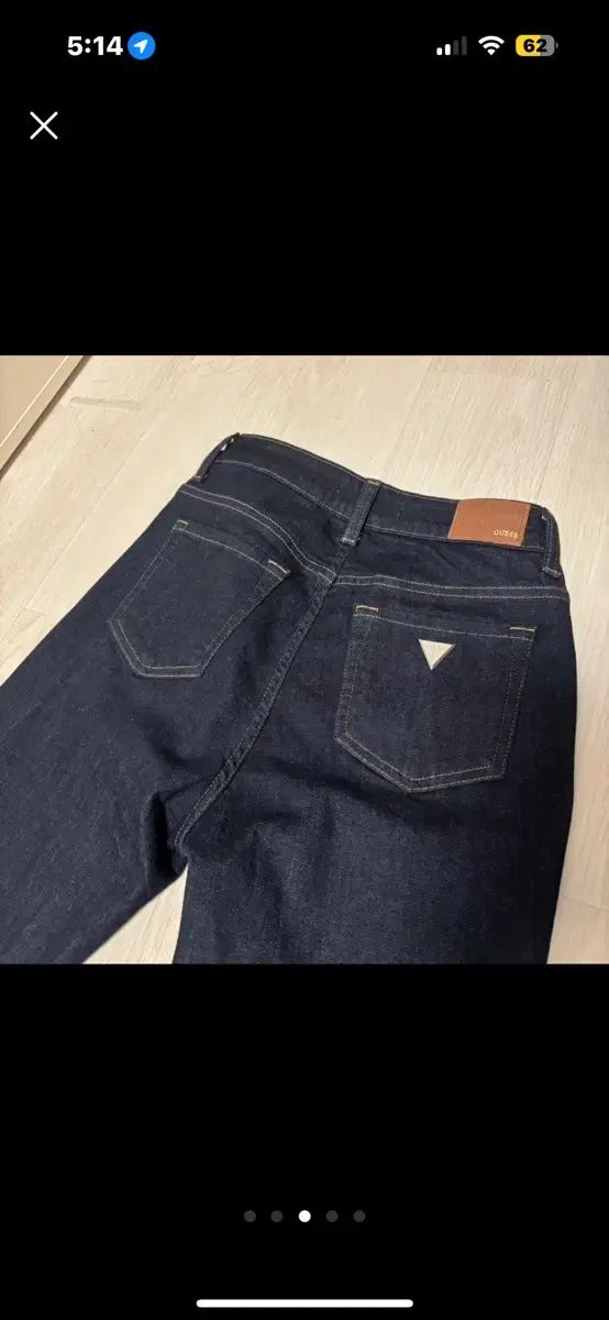 人気アイテムが再入荷！ ゲス GUESS ゲス ブーツカット デニム デニムシャツ デニムズボン 新作モデル登場！