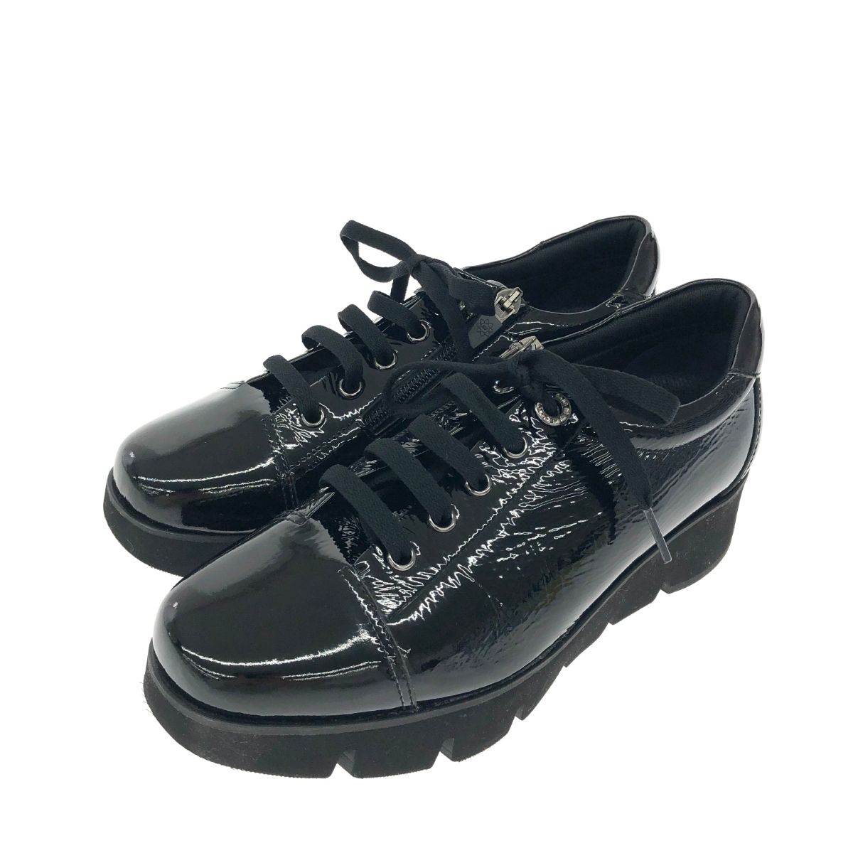 ほぼ新品 ビューフォート 24.5 エナメル フラワー ビュー ブラック 黒 BeauFort ビューフォート スニーカー 表記サイズ:23.5cm サイドジップ
