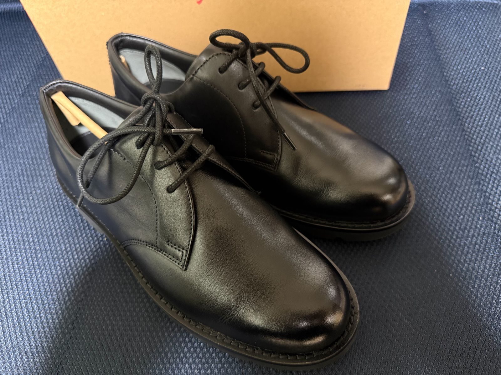 アウトレット テクシーリュクス ビジネスシューズ アシックス商事 本革 メンズ TU-8016 24.5CM 処分