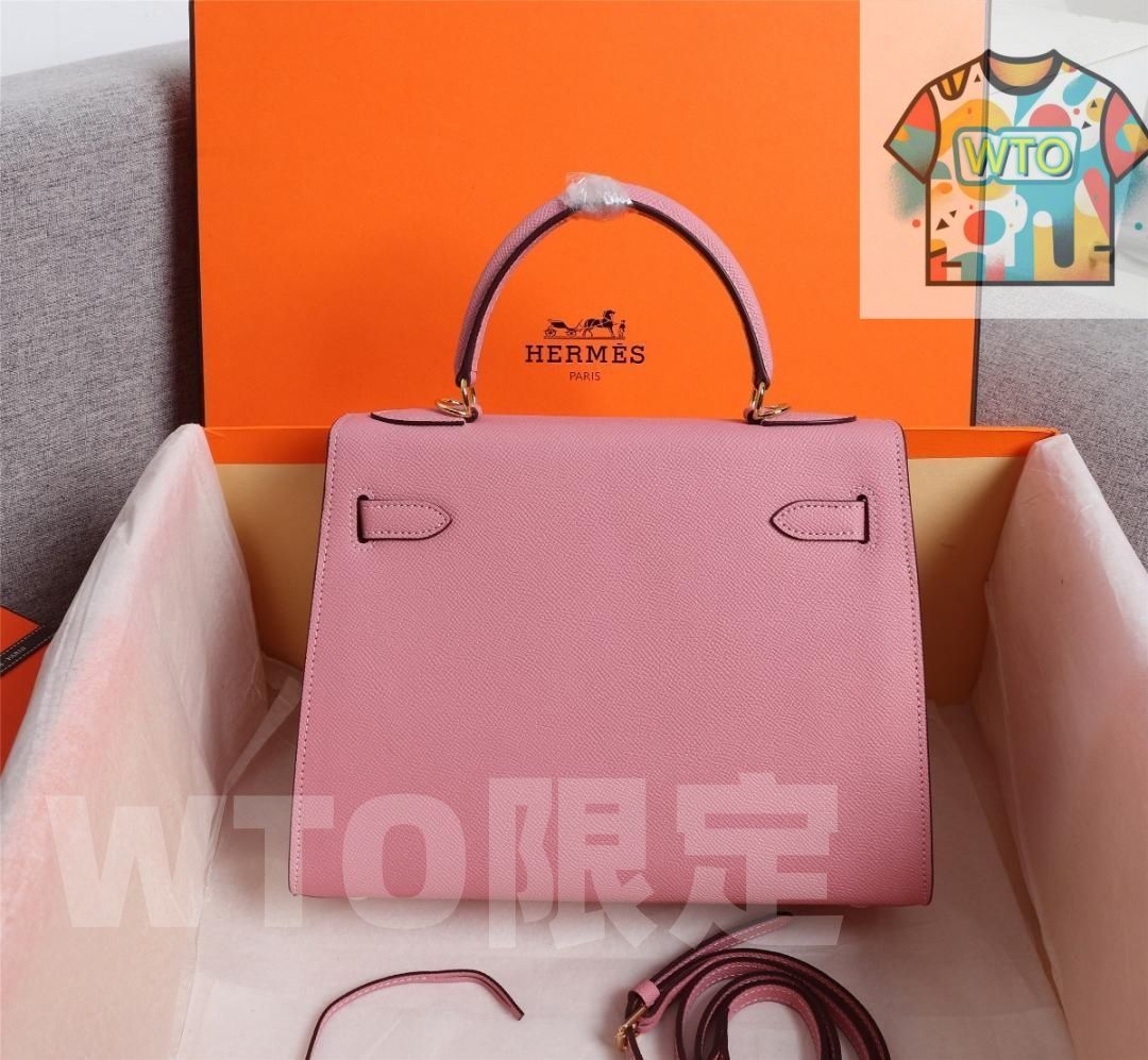 Hermes Kelly Bag ピンクのハンドバッグ ショルダーバッグ