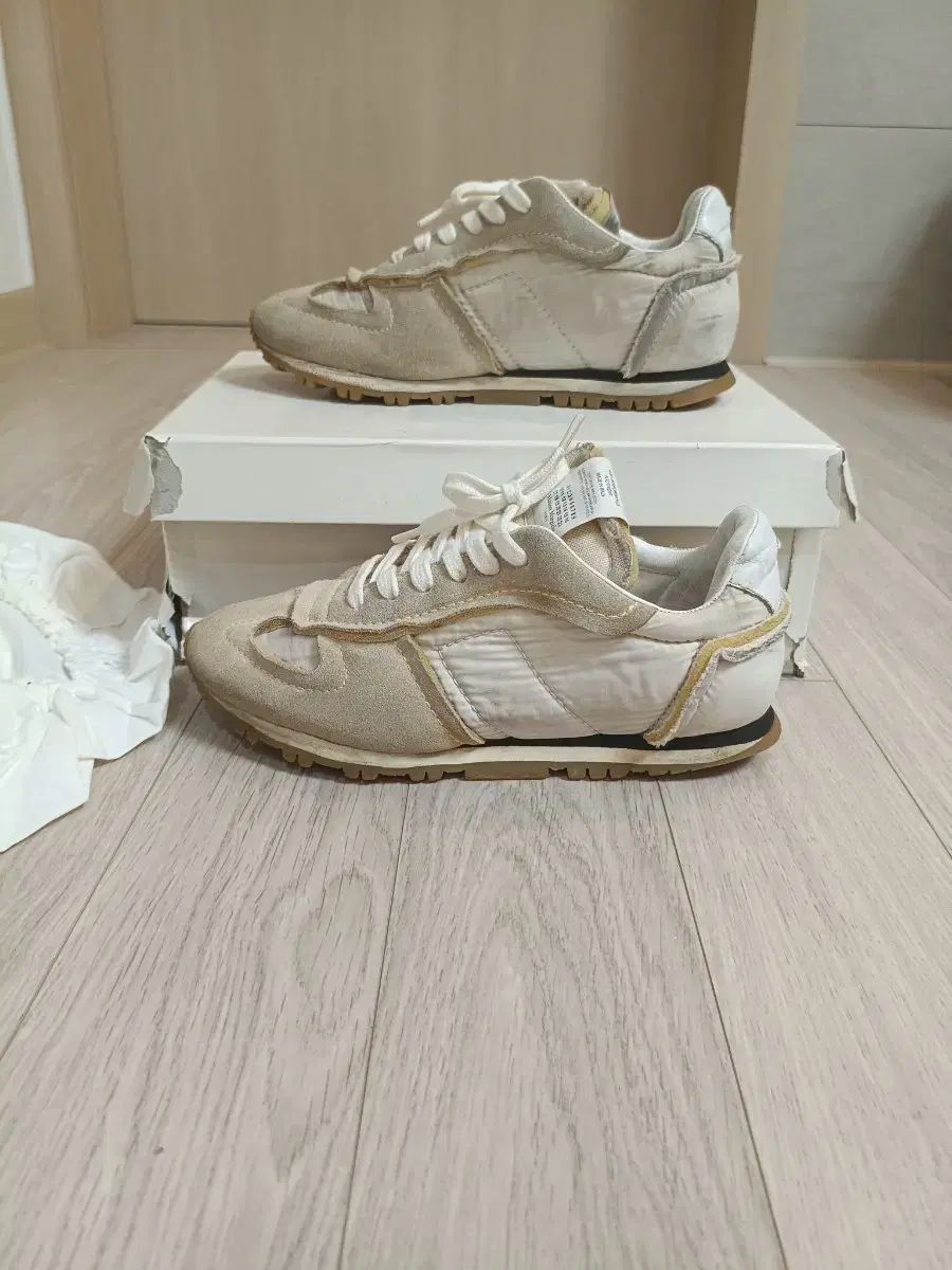 37 メゾンマルジェラ ランナー スニーカー 235 245