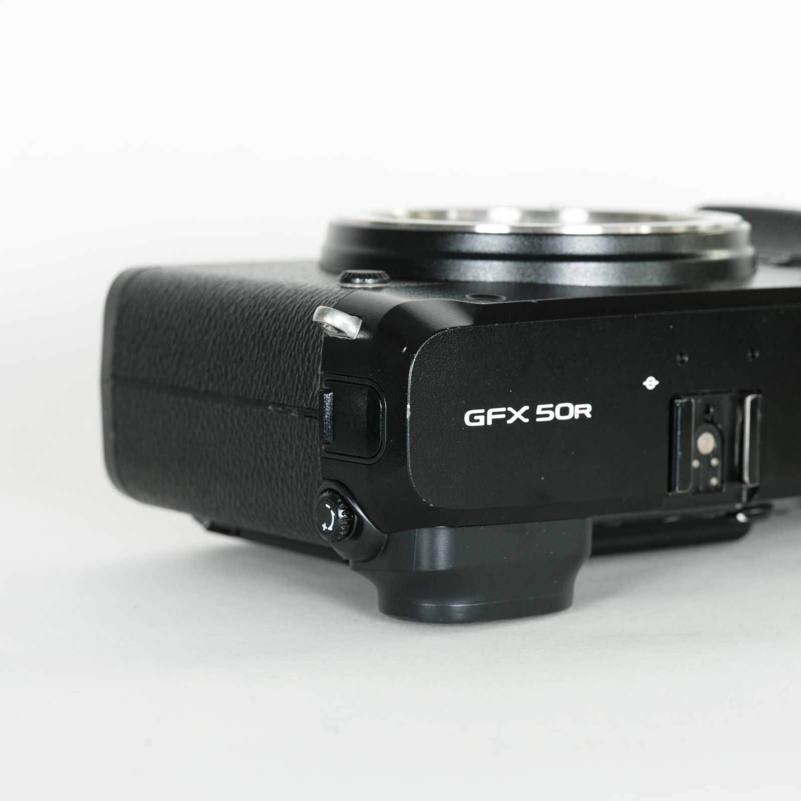 良品 | シャッター数7,170回] FUJIFILM GFX 50R | ミラーレス一眼