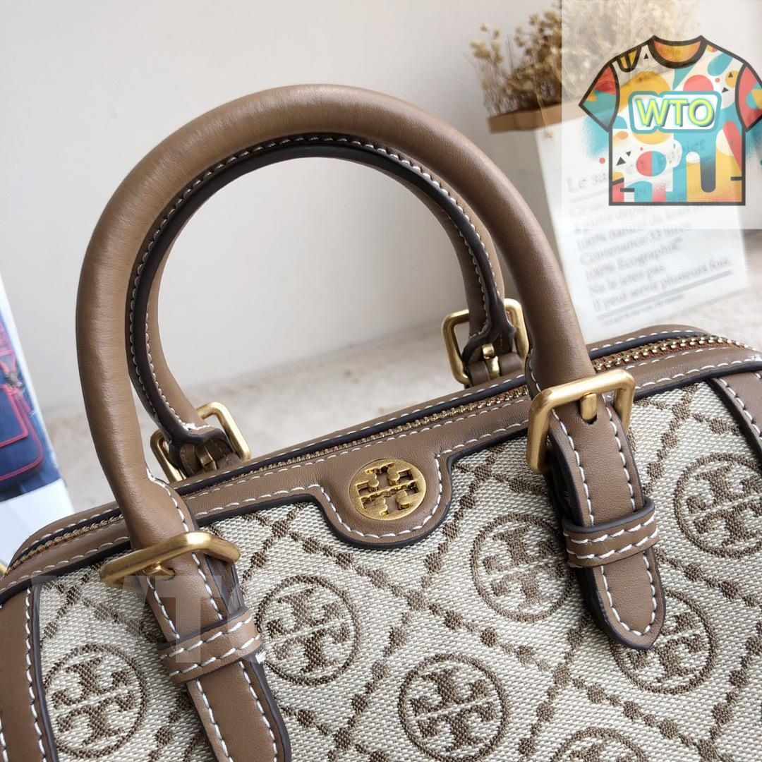 ボストンバッグ