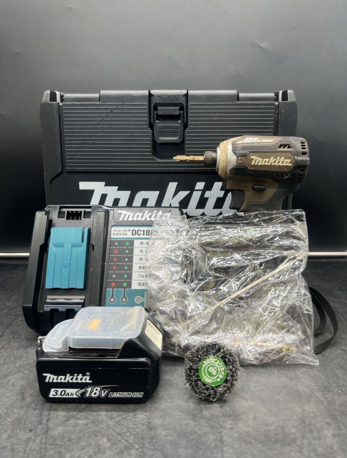 2242 makita マキタ TD171DGXAB 18V充電式インパクトドライバ TD171D バッテリ1つBL1830 3.0ah