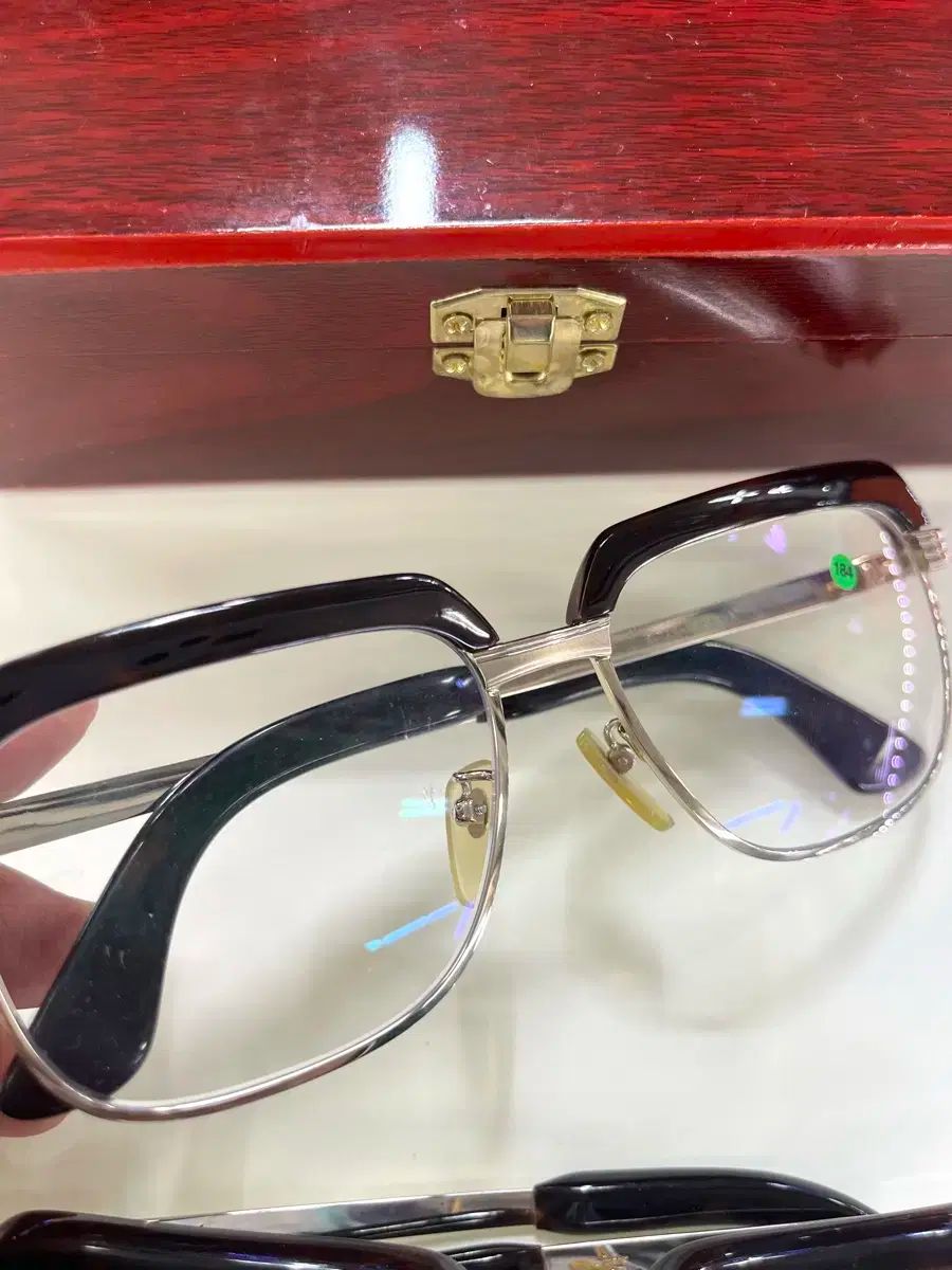 メガネ ウールメガネ