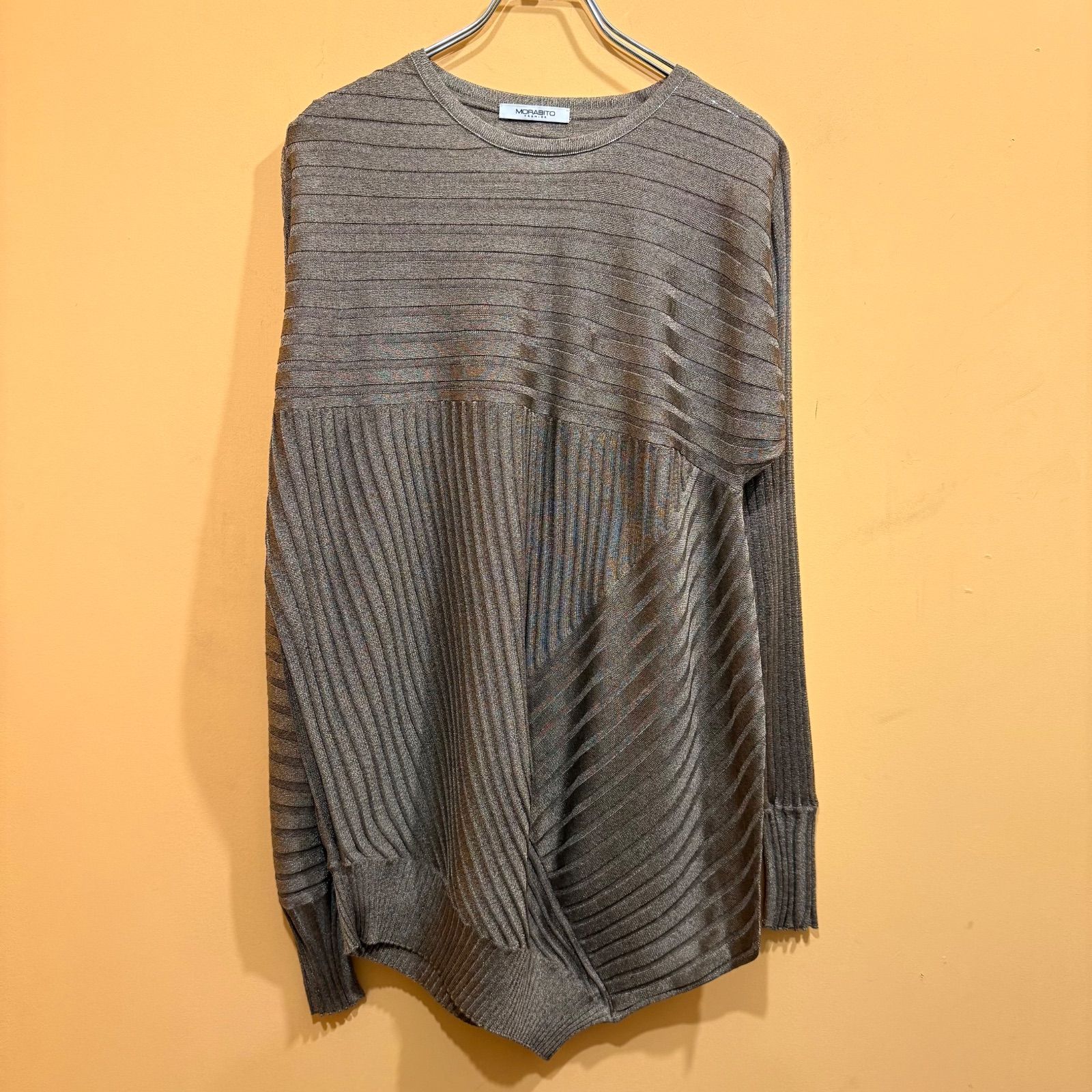 MORABITO PREMIER アシンメトリー ニット 装飾パーツ プルオーバー グレージュブラウン サイズ38 み