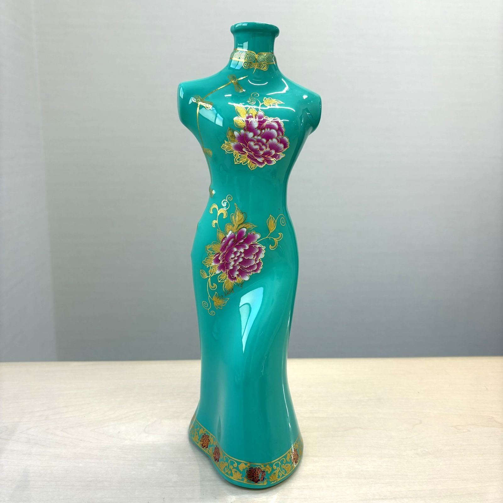 50E プラナカン Style 陶器 花瓶 一輪挿し 置物 飾り 女性 牡丹 花