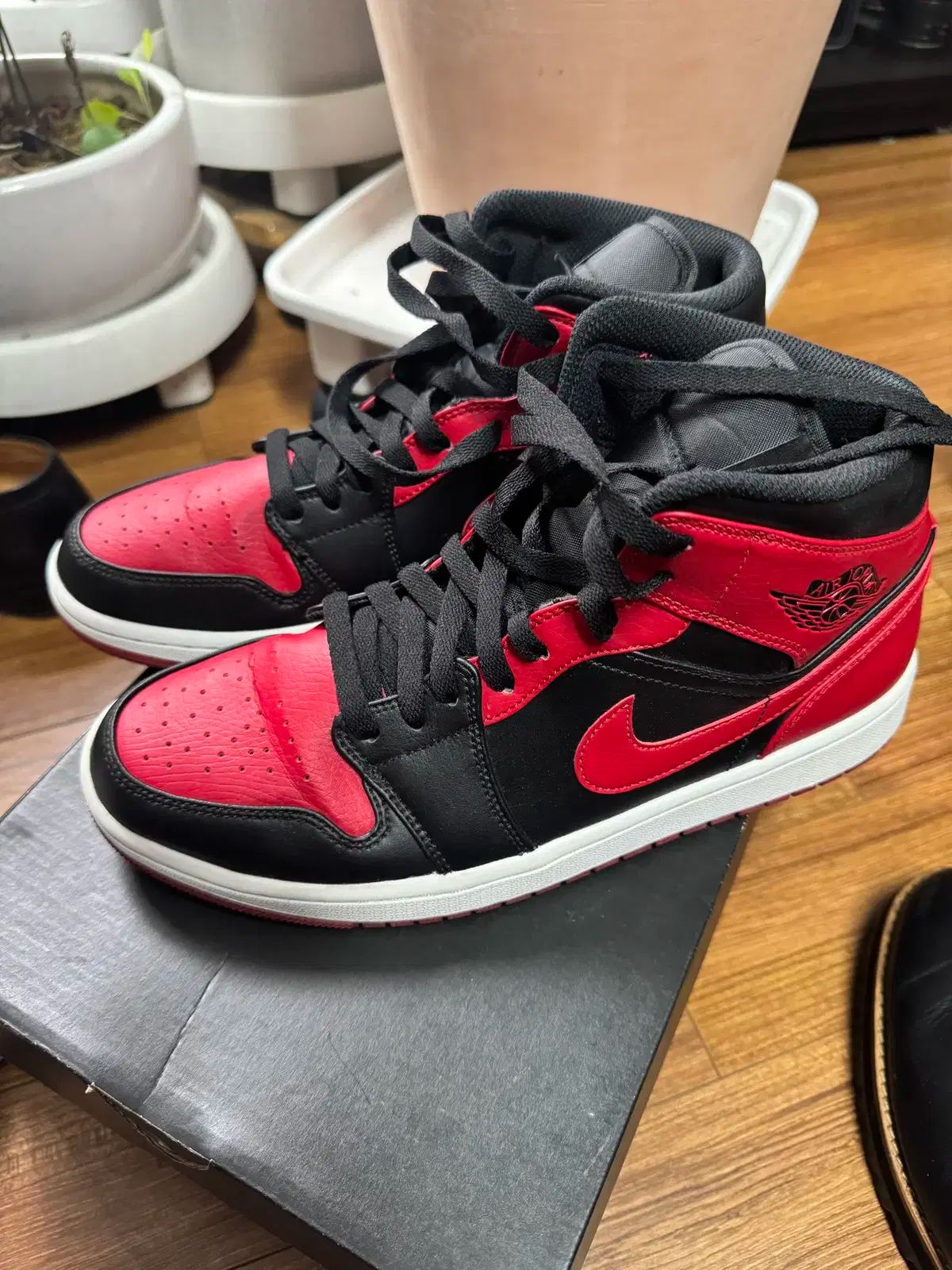 ナイキ エアジョーダン1 ミッド ブレーザー ブレッド バンド 2020 554724 074 270