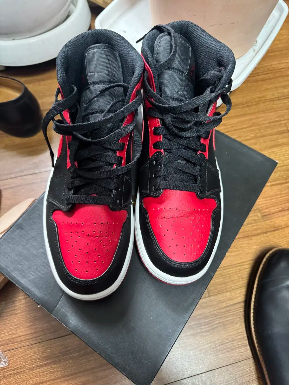 ナイキ エアジョーダン1 ミッド ブレーザー ブレッド バンド 2020 554724-074 270