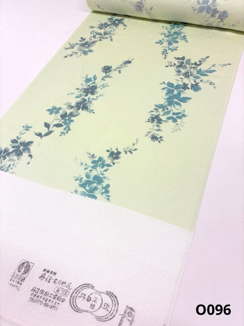 小紋 紋意匠 丹後ちりめん 草花 反物 正絹 O 096