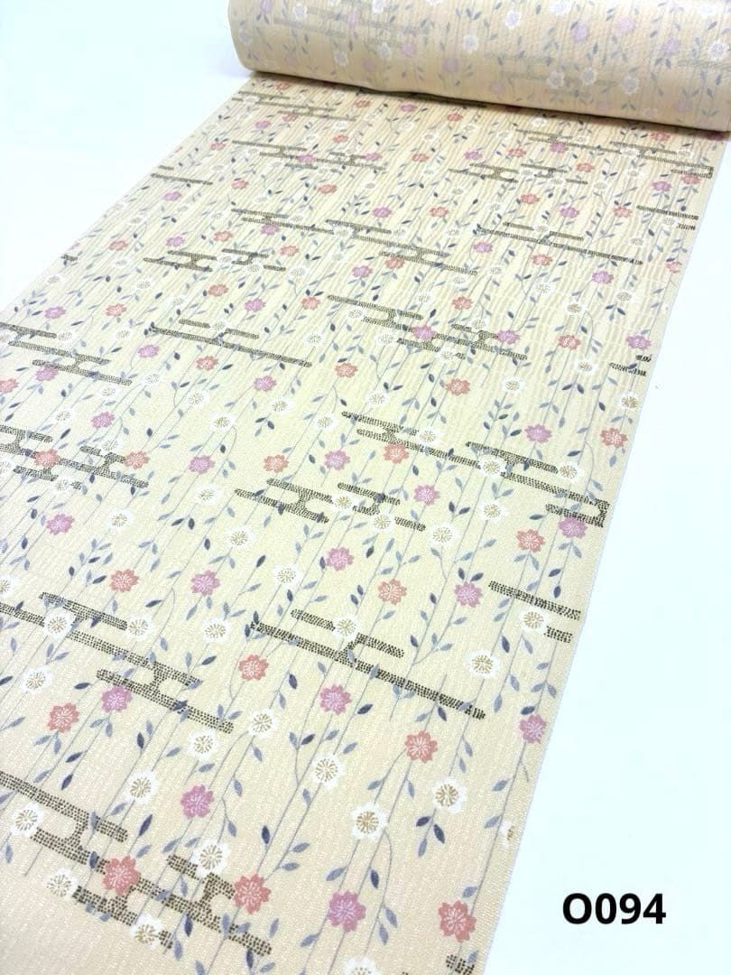 小紋 紋意匠 丹後ちりめん 桜 壺垂れ模様 反物 正絹 O094 - メルカリ