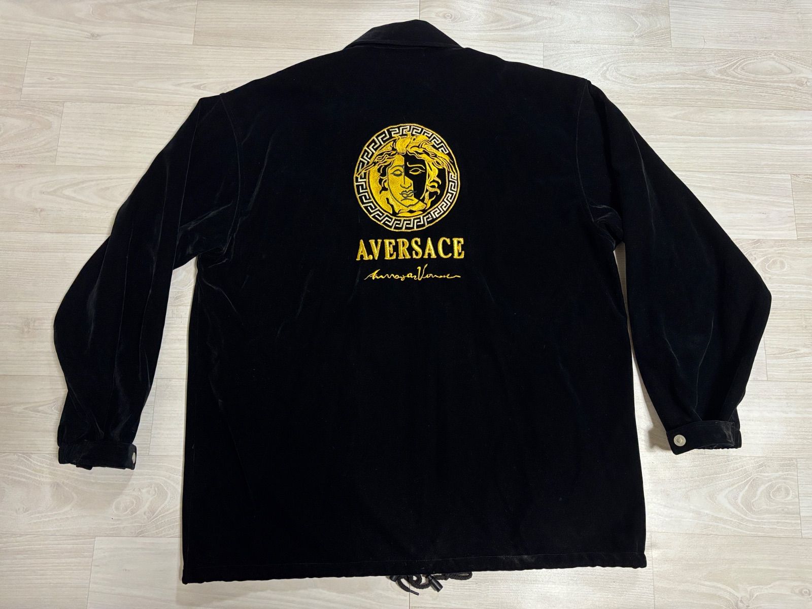 A.VERSACE ヴェルサーチ セットアップ ベロア 黒 メデューサ - メルカリ