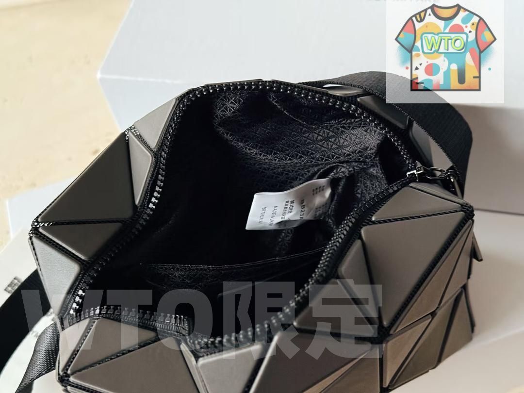  BAOBAO Issey Miyake CUBOID ショルダーバッグ-WTO輸入2 トートバッグ バッグ