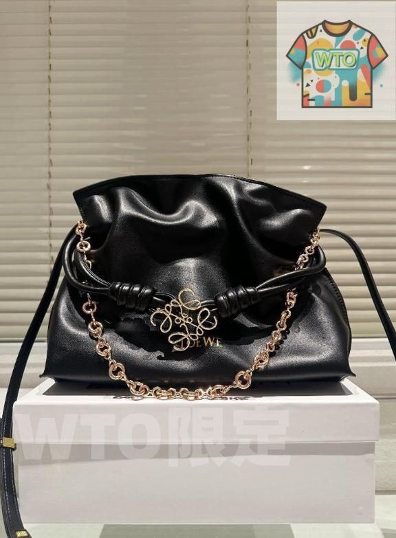 ロエベ ブラック ショルダーバッグ WTO輸入2