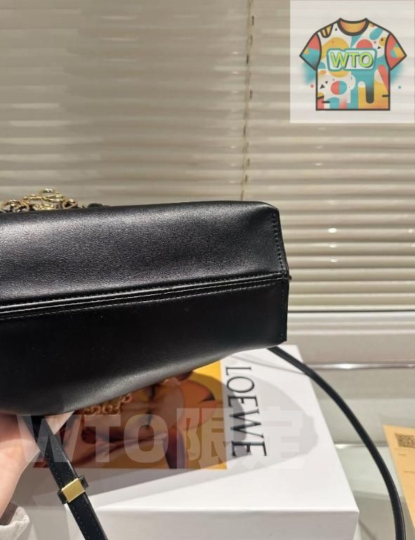 ショルダーバッグ