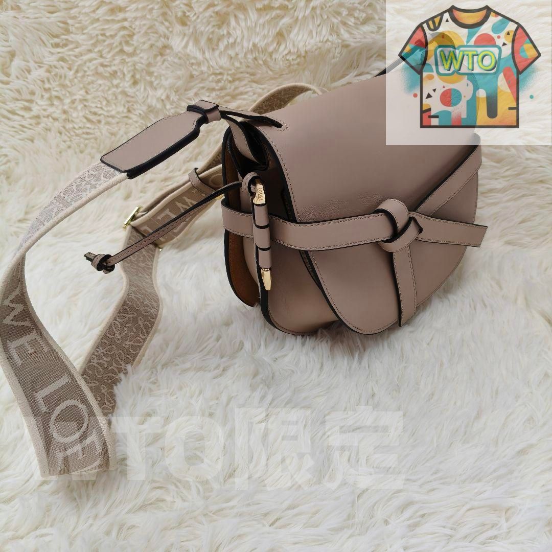 LOEWEロエベゲートショルダーバッグ